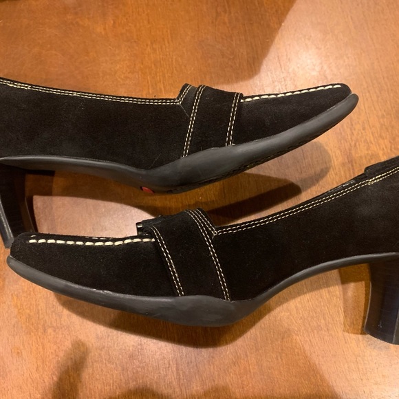 Aerosoles “Road Snap” black suede heels - 10 - Picture 7 of 10